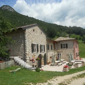 Lusani Caprino Veronese